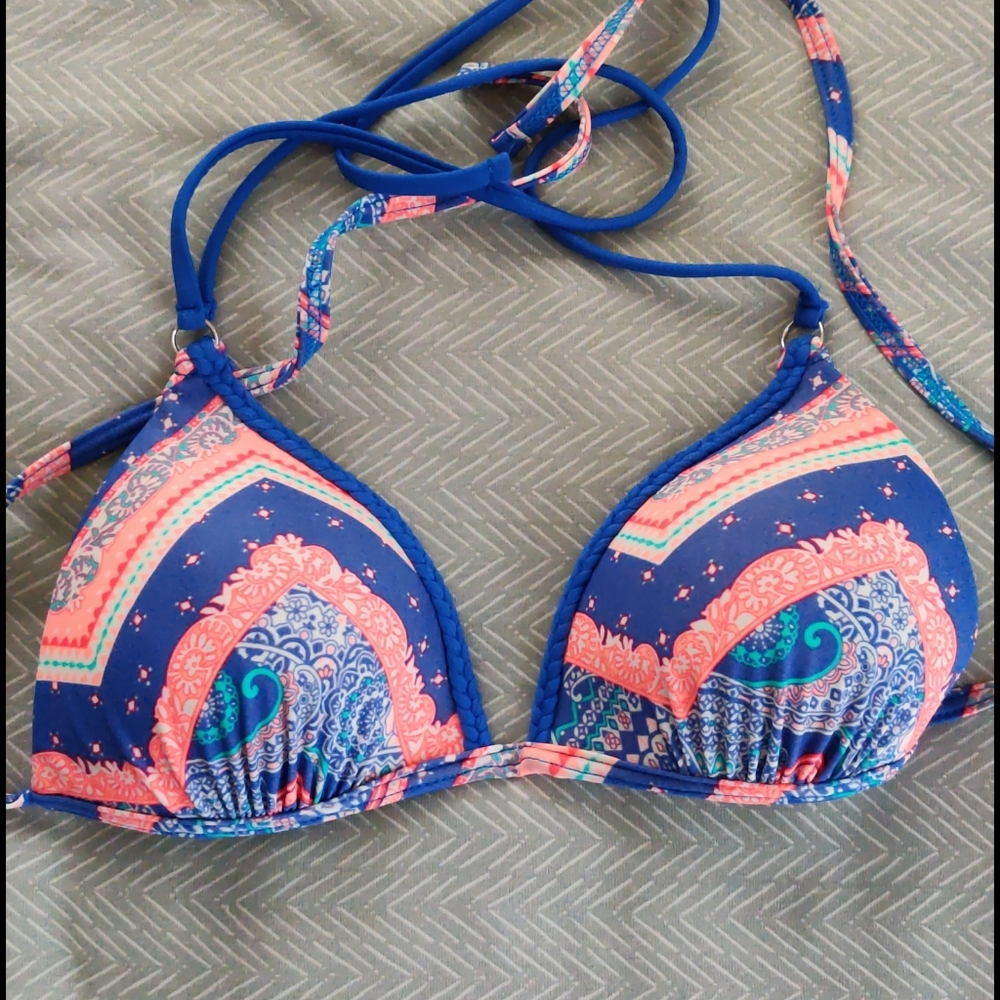 Bikini top